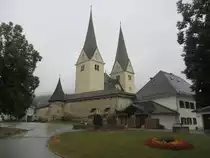Diex, Wehrkirche St. Martin, erbaut ab 1168, Wehranlage erbaut von 1470 bis 1490, 
Chor von 1490, Langhaus neu erbaut 1645, S�dfassade von 1778, Bezirk V�lkermarkt  (19.08.2013)