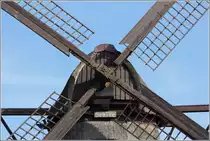 Sandbostel. Haube und Fl�gelkreuz der Holl�nderwindm�hle 'Sabine'. 22.10.2013