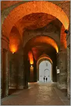 Die Arkaden des Palazza della Pilotta (16.Jahrhundert)in Parma.
(14.11.2013)