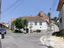 Eine stimmungsvolle Kreuzung in der Stadt P�cs. (April 2010)