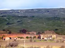 Frankreich, Languedoc, H�rault. Das Bauxitbergwerk von Villeveyrac ist das letzte seiner Art in Frankreich. Die Bauxit dient vor allem bei der Herstellung von Zement. 26.01.2014