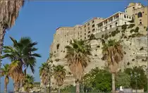 Tropea - Touristennest in Kalabrien. Blick von Westen. Sommer 2013.