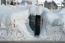 Hier finden sicher coole Telefonate statt. Doch unsere Freunde vom ... k�nnen auch diese Zelle sicher belauschen. San Bernardino, 09.02.2014