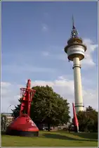 Bremerhaven. Der Richtfunkturm (f�lschlicherweise auch Radarturm genannt) des WSA Bremerhaven ist 114 m hoch und bietet von seiner Besucherplattform in 65 m H�he einen wunderbaren Blick �ber die Stadt und das Umland. 16.08.2009