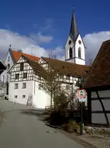 Stei�lingen, St. Remigius Kirche und altes Pfarrhaus, erbaut von 1490 bis 1514 
(23.02.2014) 