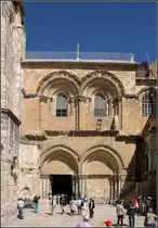 . Die Grabeskirche in Jerusalem - 

Der Hof mit dem Haupteingang.

21.03.2014 (Matthias)