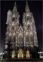 Morgenstund hat Gold im Mund... K�lner Dom aus klassischer Sicht. Fr�hjahr 2014.