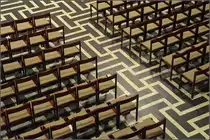 . Die Himmelfahrtkirche in Jerusalem -

Muster des Fu�boden.

24.03.2014 (Jonas)