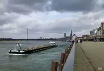 Rheinpromenade in D�sseldorf. Aufnahme im M�rz 2014