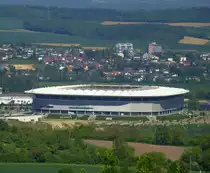 Teleblick von der Burg Steinsberg bei Weiler auf die Rhein-Neckar-Arena bei Sinsheim, Heimstadion der TSG Hoffenheim, 2009 er�ffnet mit �ber 30.000 Sitzpl�tzen, April 2014