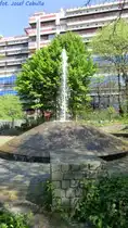 (2014-04-18)_AACHEN - Uniklinik RWTH - Brunnen