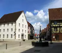 Mengen, Blick in die sanierte Hauptstra�e, April 2014