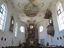 Untersulmetingen, Hochaltar der St. Georg Kirche, Kanzel von 1743, Stuck von Hans Frey und Hans Rue� (07.06.2014)