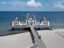 Immer wieder ein sch�nes Motiv auch als Einheimischer dr�ckt man gerne auf den Ausl�ser:Die Seebr�cke von Sellin.Aufgenommen am 02.Juli 2014