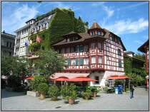 Ein h�bsches Fachwerkhaus mit Gasthaus in Luzern, aufgenommen am 23.07.2007.