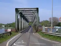 Eisenbahn-/Autobr�cke �ber die Schlei bei Lindaunis (Kreis Schleswig-Flensburg, Schleswig-Holstein, Mai 2010)