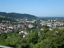 Freiburg, Blick von der Ludwigsh�he auf dem Schlo�berg �ber die s�dlichen Stadtteile, Juni 2014