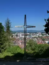 Freiburg, das Kreuz auf dem Schlo�berg, Juni 2014