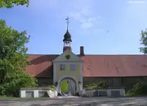 Torhaus vom Gut Damp unweit vom Ferienort Ostseebad Damp an der Ostsee.  (Kreis Rendsburg-Eckernf�rde, Schleswig-Holstein, Mai 2010)
