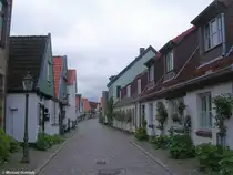 Stra�enzug in der alten Fischersiedlung Holm (Stadt Schleswig, Mai 2010)