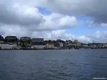 �ber das Hafenbecken mit Sicht auf H�user in Flensburg (Schleswig-Holstein, Mai 2010)