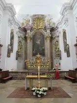 Sankt Andr�, Hochaltar von Paul Troger der Stiftskirche St. Andreas (20.04.2014)