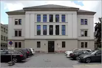 Zwickau. Ehemalige Berufsschule in der Peter-Breuer-Stra�e.
12.08.2014