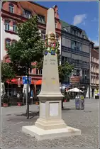Zwickau. Diese Postmeilens�ule in der Inneren Schneeberger Stra�e ist eine Nachbildung aus dem Jahr 2002.
12.08.2014