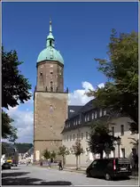 Annaberg-Buchholz. Der Turm der St. Annenkirche ist 78 m hoch. Mit dem Bau dieser Hallenkirche wurde 1499 begonnen.
14.08.2014