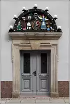 Schwarzenberg. Sch�ne Haust�r in der Oberen Schlossstra�e. Im steinernen Portal ist die Jahreszahl 1715 eingemei�elt.
15.08.2014