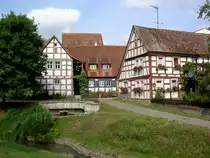 Markt Nordheim, Fachwerkh�user am M�hlbach (19.06.2014)