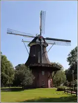 Bad Zwischenahn. Die Kappenwindm�hle Bad Zwischenahn ist ein zweigeschossiger Galerieholl�nder aus dem Jahr 1811 mit bewegter Geschichte. 28.08.2014
Weitere Infos zur M�hle: 
http://www.niedersaechsische-muehlenstrasse.de/index.php?id=424