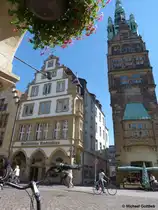 Haus der  Westf�lischen Nachrichten  neben dem Stadthausturm am Prinzipalmarkt in M�nster (August 2013)