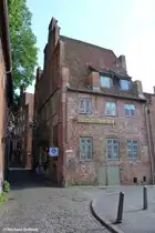 Etwas versteckt: das L�becker Theaterfigurenmuseum am Kolk (Mai 2011)