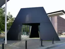 L�rrach, Kunstwerk  Pyramiedenstumpf  von Bruce Nauman, aufgestellt 1998, Sept.2014