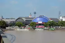 Musical-Dome, Hauptbahnhof, Fernsehturm in K�ln - 31.07.2014