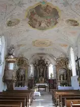 Garching, Kanzel und Alt�re in der Pfarrkirche St. Katharina (21.09.2014)