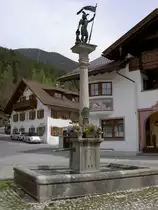 Partenkirchen, Brunnen in der R�merstra�e (29.04.2012)