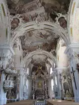 Innsbruck, Alt�re und Kanzel der Basilika Wilten, Stuck von Franz Xaver Feuchtmayer und Anton Gigl, Deckengem�lde von Matthias G�nther (03.07.2014)