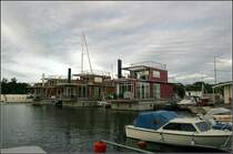 Solna: Schwimmende Einfamilienh�user am Karlsberg strand. 21.8.2007 (Matthias)