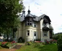 Garmisch-Partenkirchen, im Kurpark Partenkirchen steht die 1908 erbaute Sommerresidenz des Komponisten Richard Strau�, seit 1999 Richard-Strau�-Institut, Sept.2014