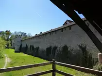 Basel, Teil der erhalten gebliebenen Stadtmauer mit Wehrt�rmen, April 2015