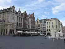 Leuven, H�user am Grote Markt (27.04.2015)
