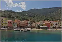 Blick vom Hafen auf Giglio Porto
(23.04.2015)