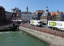 Vlissingen, De Ruijter Plein mit alter B�rse (30.04.2015)