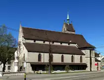 Basel, die gotische Theodorskirche am Wettsteinplatz ist die �lteste Pfarrkirche in Kleinbasel, erste urkundliche Erw�hnung bereits 1084, seit 1529 evangelisch-reformierte Kirche, Mai 2015 