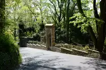Burgfriedhof (Denkmalgesch�tzt) unterhalb der Godesburg in Bonn-Bad Godesberg - 24.04.2015