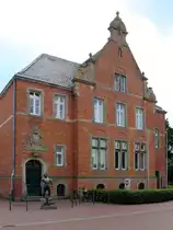 Quakenbr�ck. Das Finanzamt ist im ehemaligen Preu�ischen Amstgericht in der Langen Stra�e ans�ssig. 22.05.2015