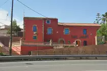 PINEDA DE MAR (Provincia de Barcelona), 31.05.2015, Haus an der N-II