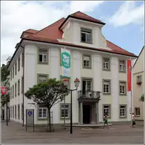Weingarten. Das Rathaus am Beginn der Kirchstra�e. 08.07.2015